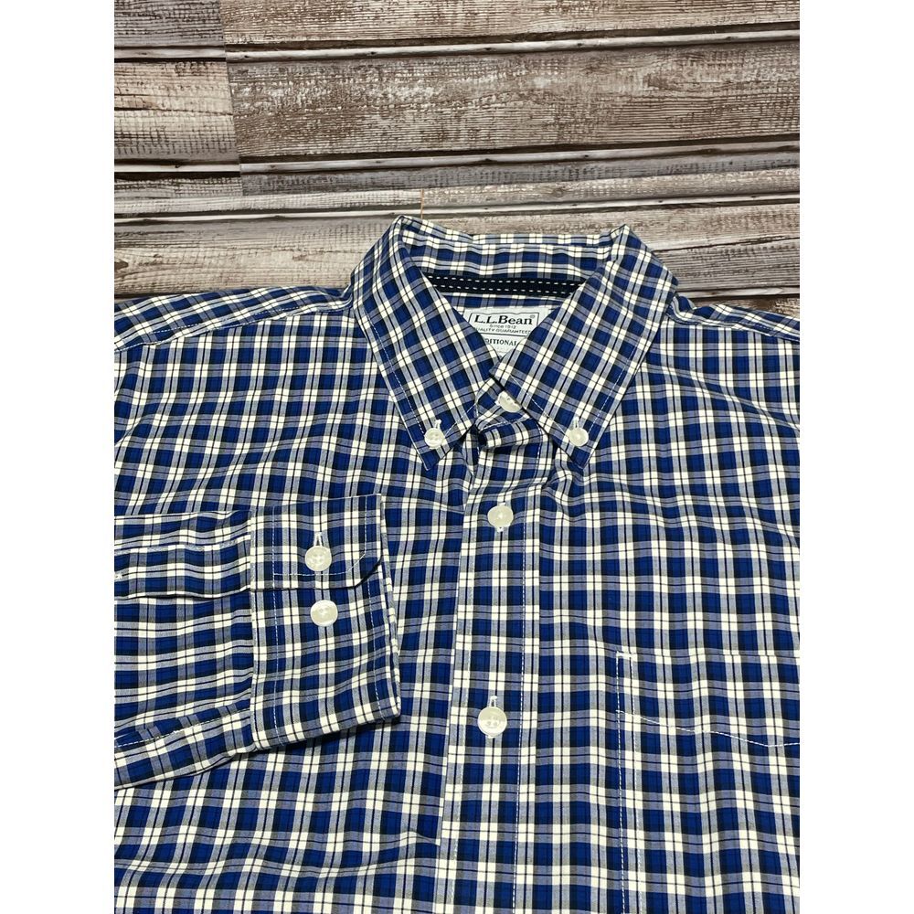 LL Bean Men's Long Sleeve Button Down Shirt Blue White EUC Size Regular Medium